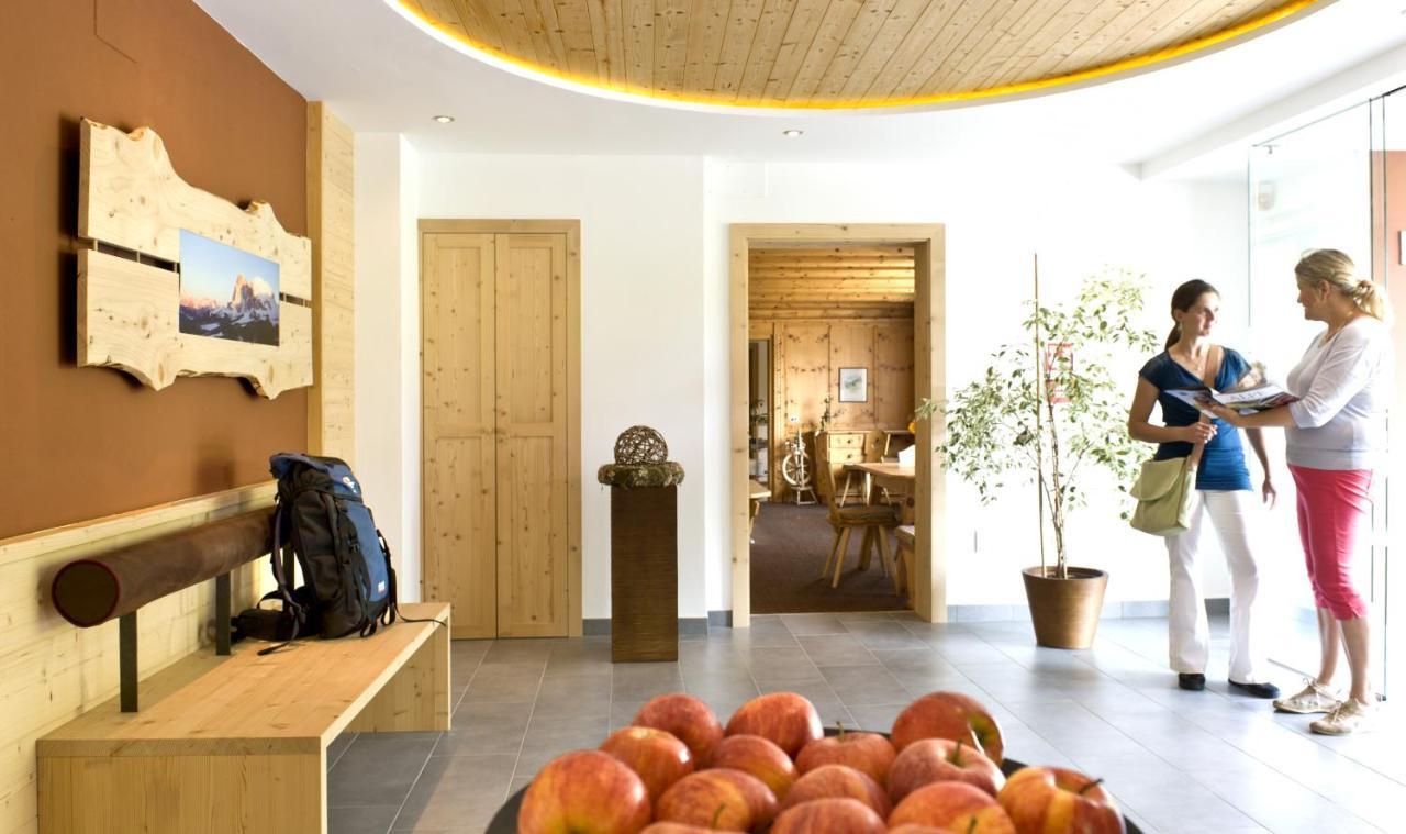Martina Breakfast Lodge Кастелрото Екстериор снимка