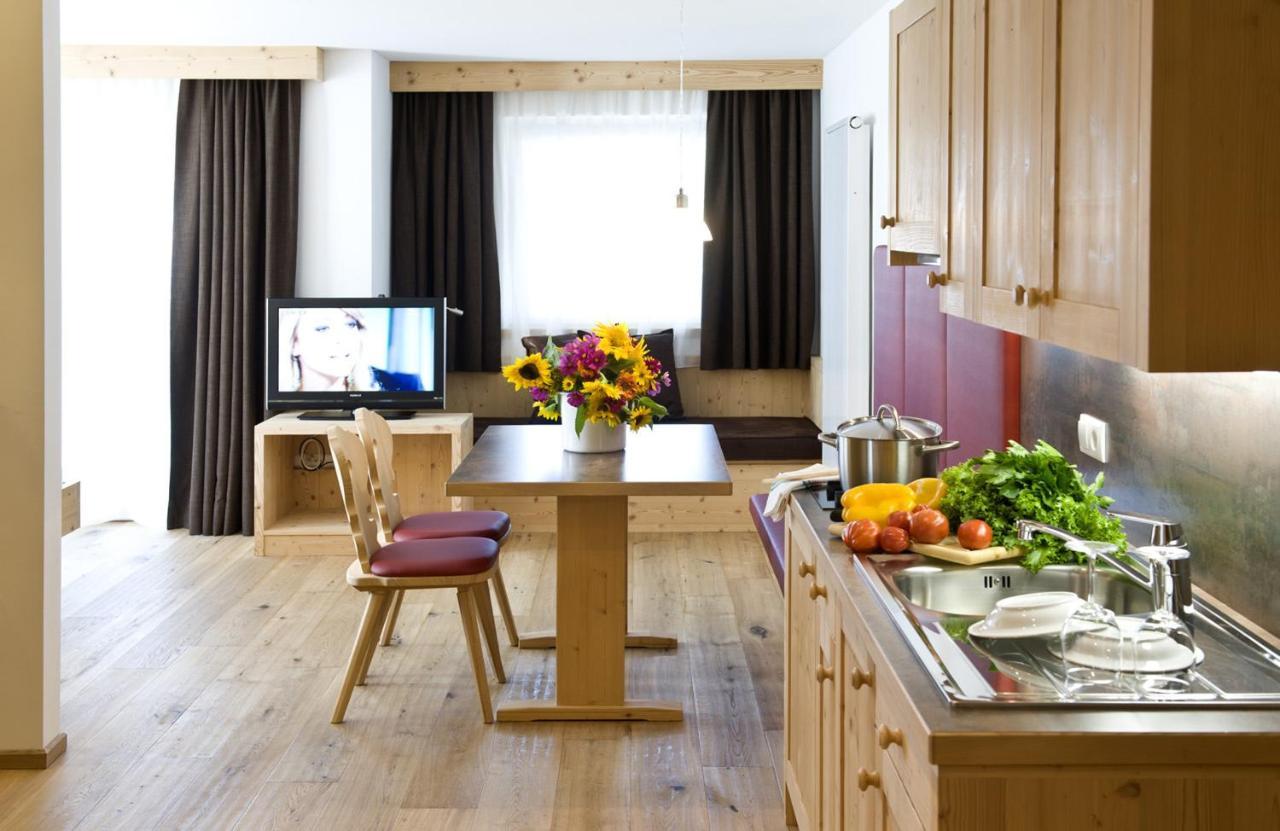 Martina Breakfast Lodge Кастелрото Екстериор снимка