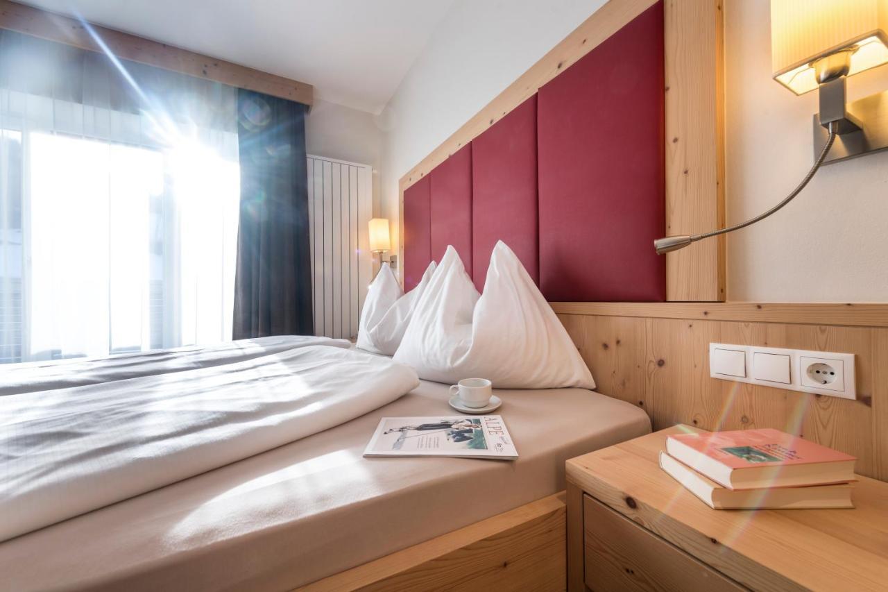 Martina Breakfast Lodge Кастелрото Екстериор снимка