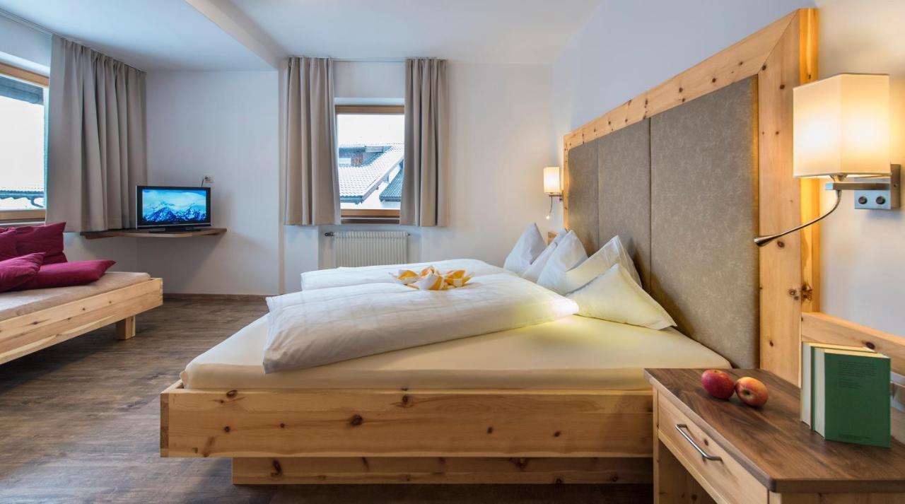 Martina Breakfast Lodge Кастелрото Екстериор снимка