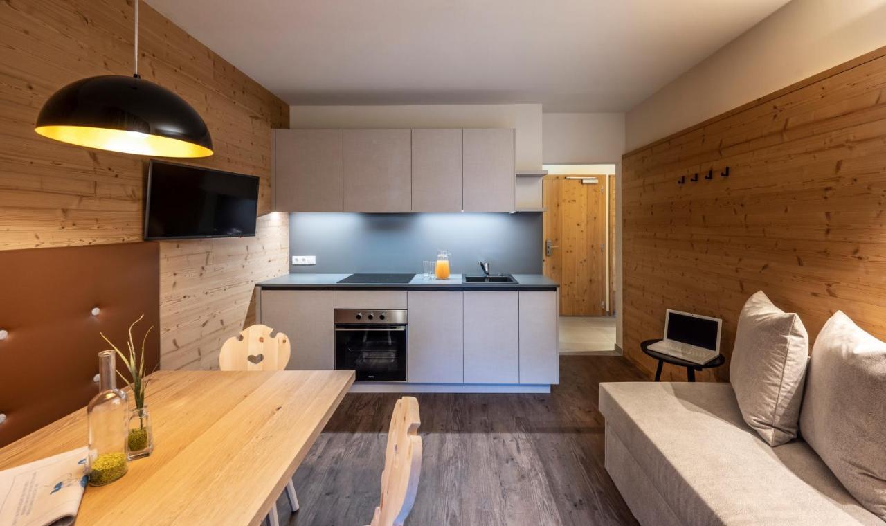 Martina Breakfast Lodge Кастелрото Екстериор снимка