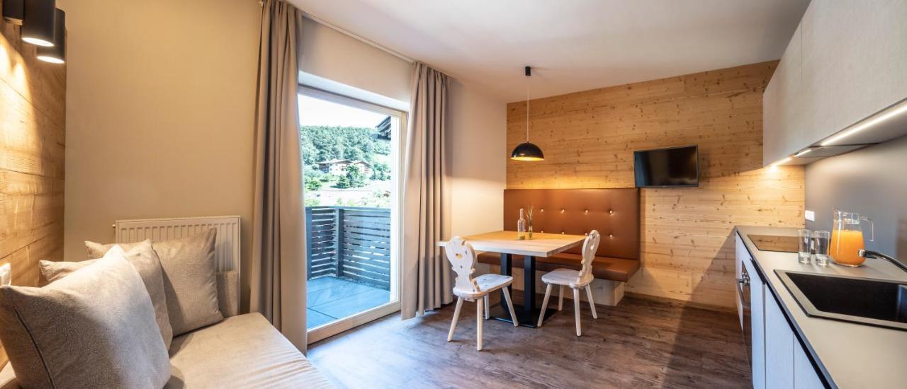Martina Breakfast Lodge Кастелрото Екстериор снимка