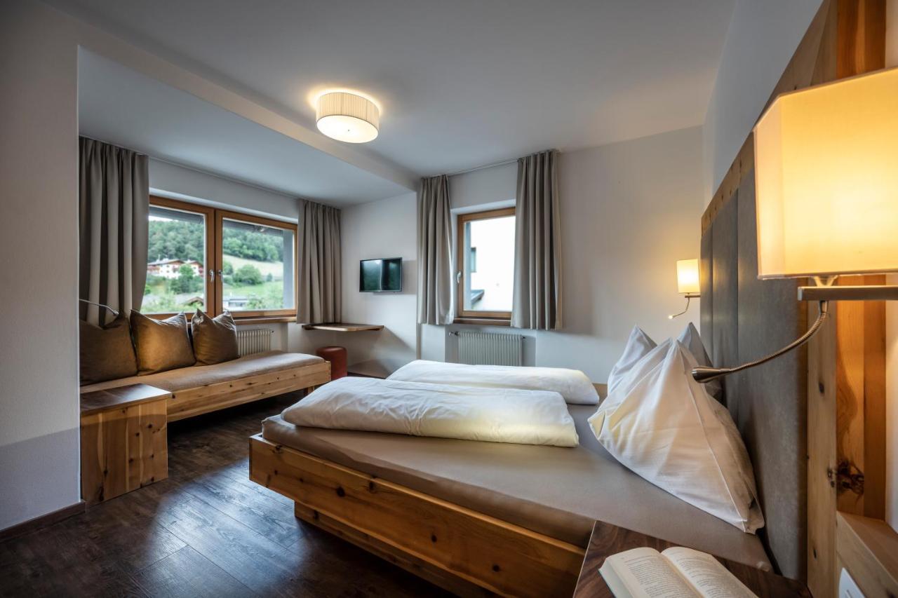 Martina Breakfast Lodge Кастелрото Екстериор снимка
